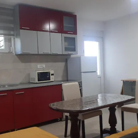 アパート Exit-tvrdava