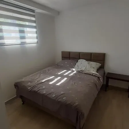 Exit-tvrdava アパート