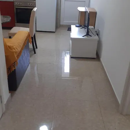 アパート Exit-tvrdava ペトロヴァラディン